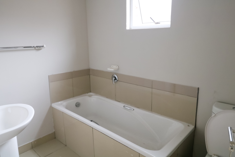 3 Bedroom Property for Sale in Cambridge Eastern Cape